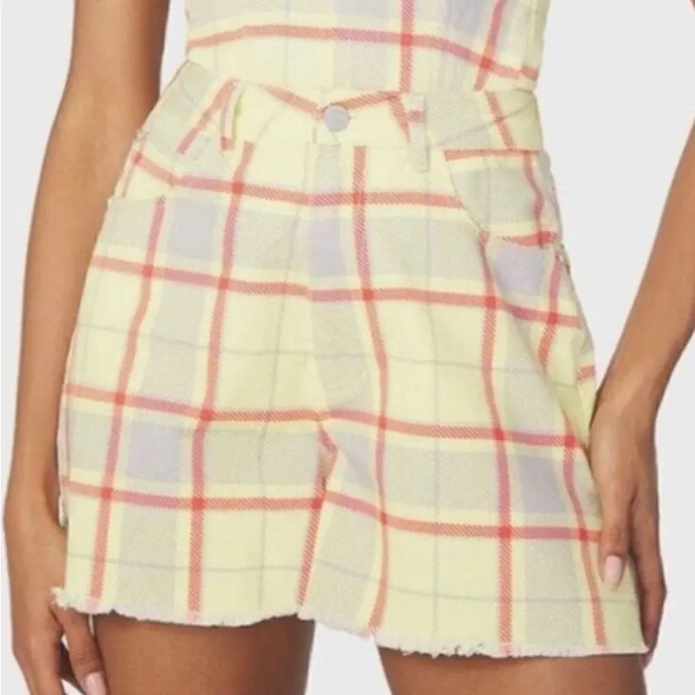 WeWoreWhat Boyfriend Plaid Short Garden Glade size  25 NWT